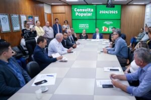 Beto Fantinel está reunido com prefeitos para divulgação dos recursos